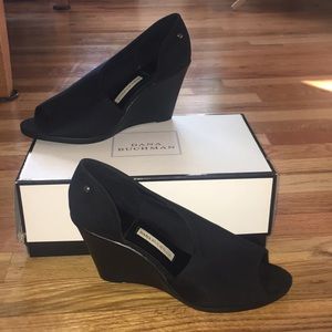 Dana Buckman black wedges